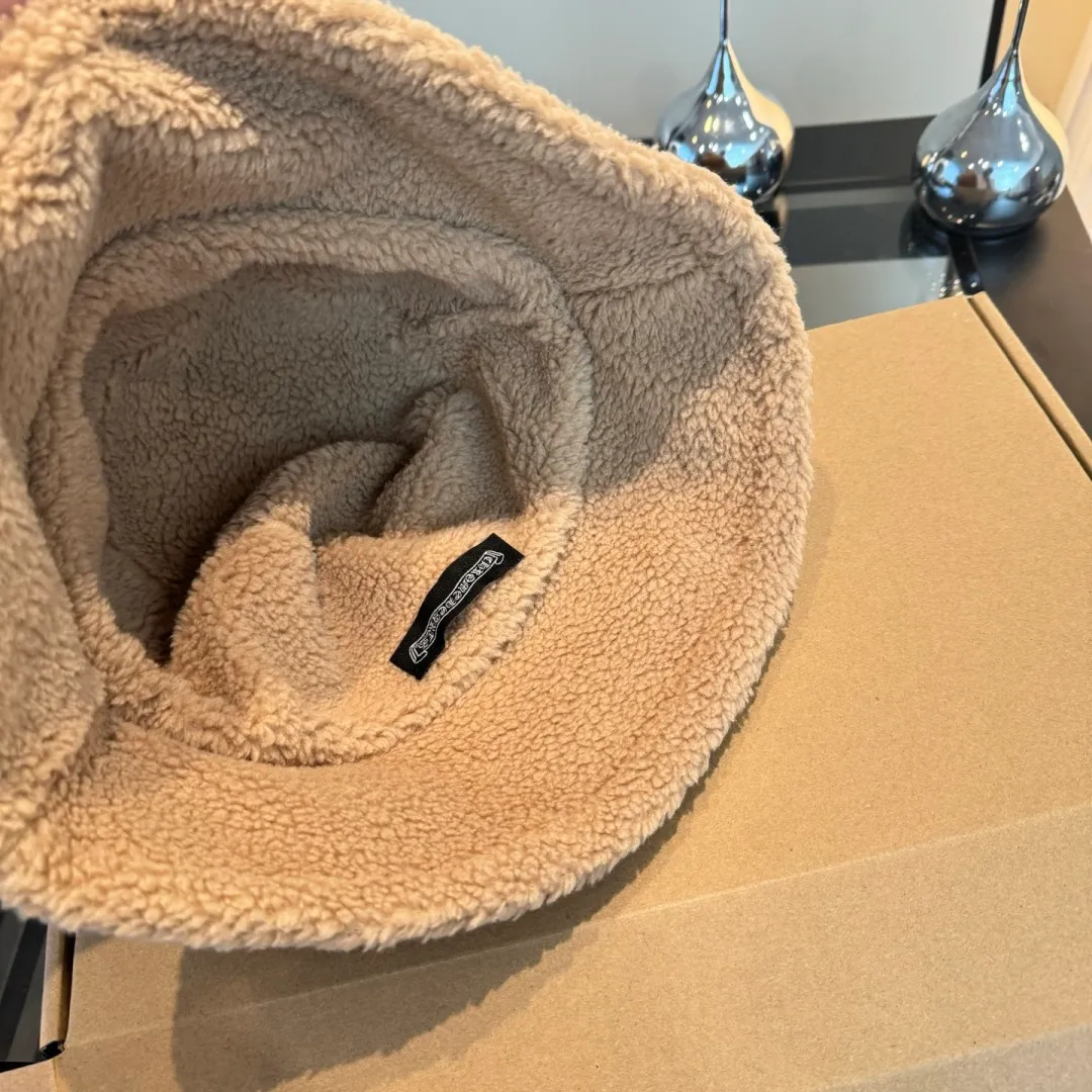 💰100¥ Croxin new wool bucket hat, foldable